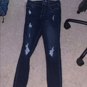 dark wash hollister jeans